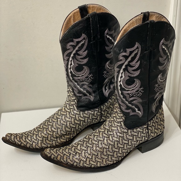 JAIMES BOOT, JAIMES Texas Style Cowboy Boots, leather and Gems. Very stylish - Picture 8 of 8